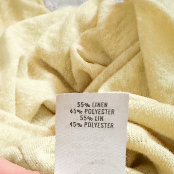 AERIE Oversized Linen Blend Baby Yellow Ling Sleeve Henley Top - Picture 5 of 7